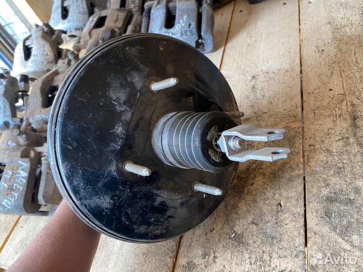 Вакуумный усилитель тормозов Geely Emgrand