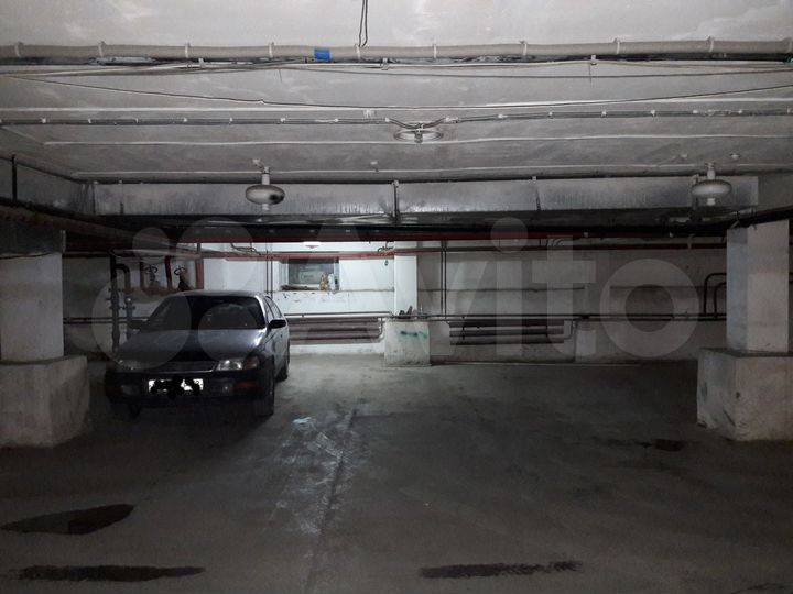 Машиноместо