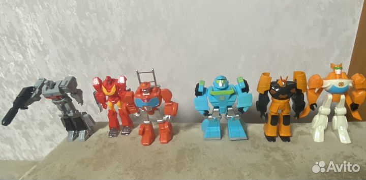 Игрушка робот трансформер