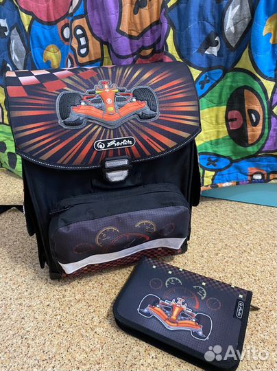 Школьный рюкзак