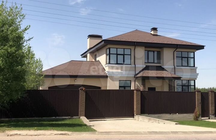 Дом 300 м² на участке 15 сот.