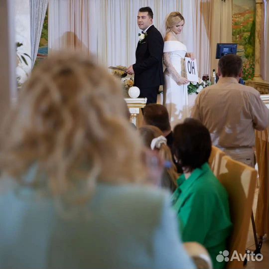 Ведущий тамада и диджей,вокал