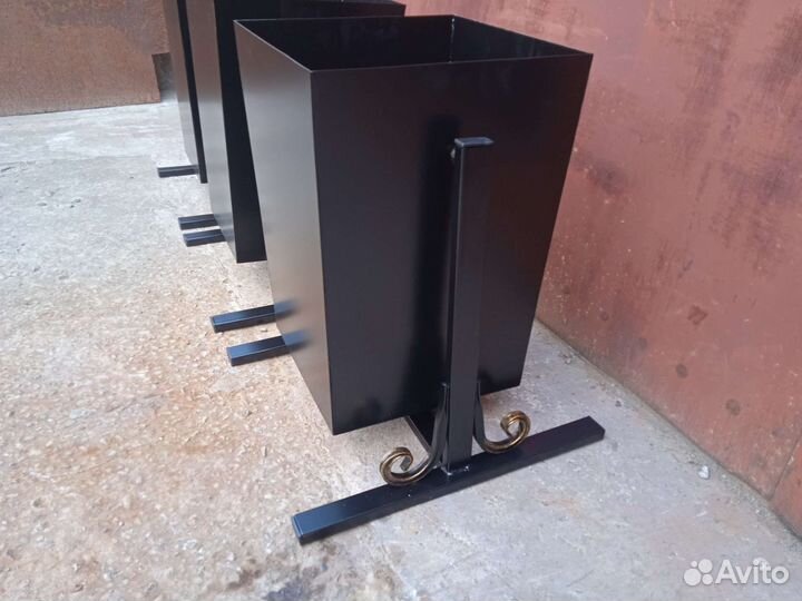 Урна для мусора уличная