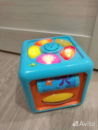 Интерактивный кубик музыкальный Baby go