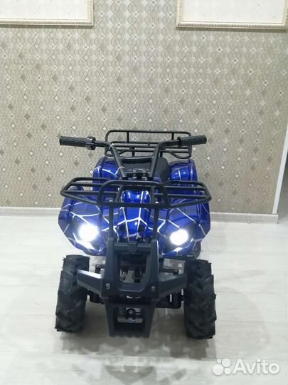 Детский квадроцикл на аккумуляторе