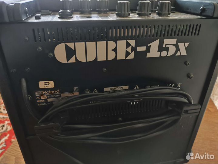 Комбоусилитель Roland cube-15