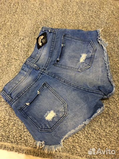 Джинсовые шорты