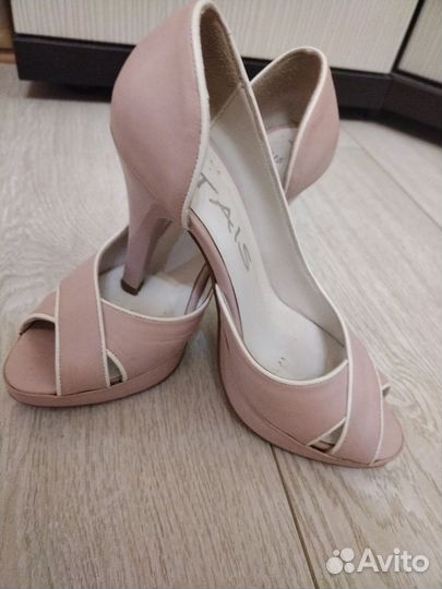 Туфли Tais бежевые