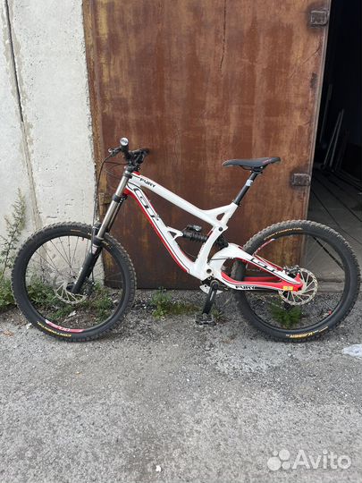 Велосипед GT Fury Elite