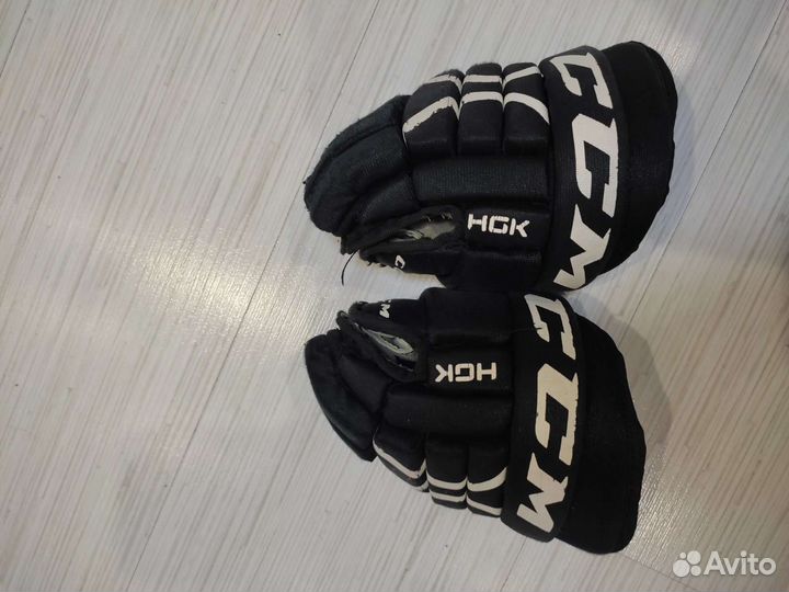Перчатки хоккейные детские