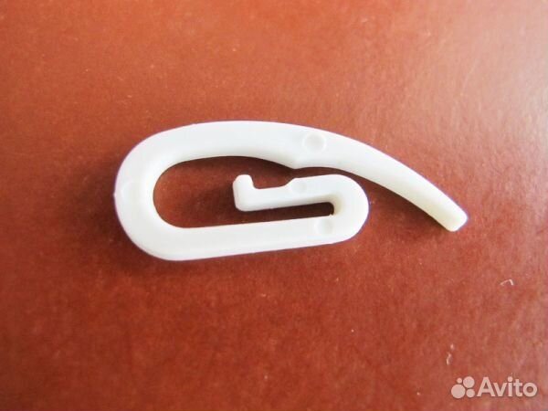 Крючок шторный 