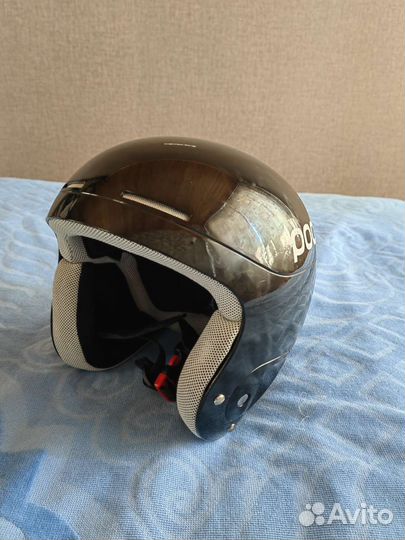 Горнолыжный шлем