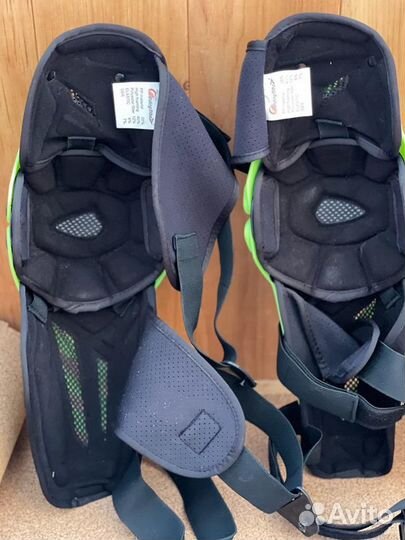 Наколеннки