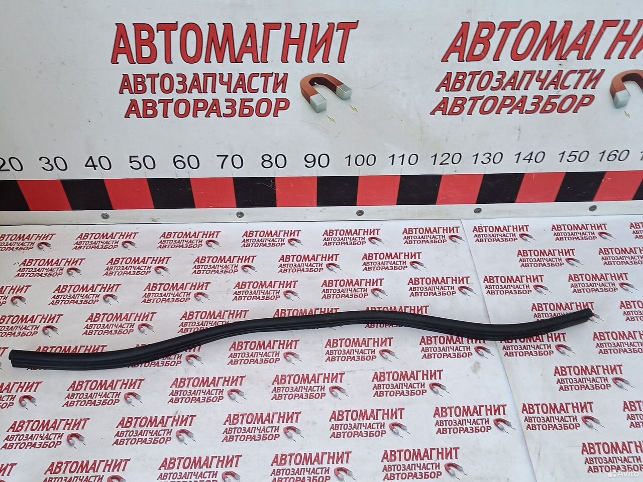 Уплотнитель капота задний Ауди А6 С7 14-18г.в