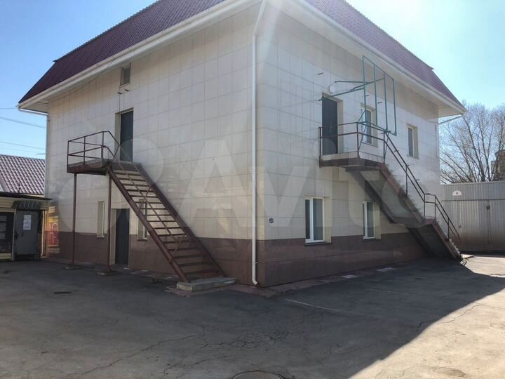 Здание, 327 м²