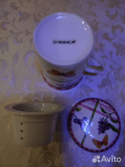 Кружка с керамическим ситечком и крышкой