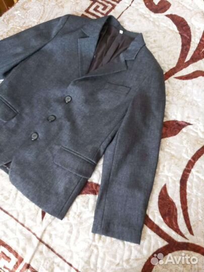 Школьный костюм для мальчика серый