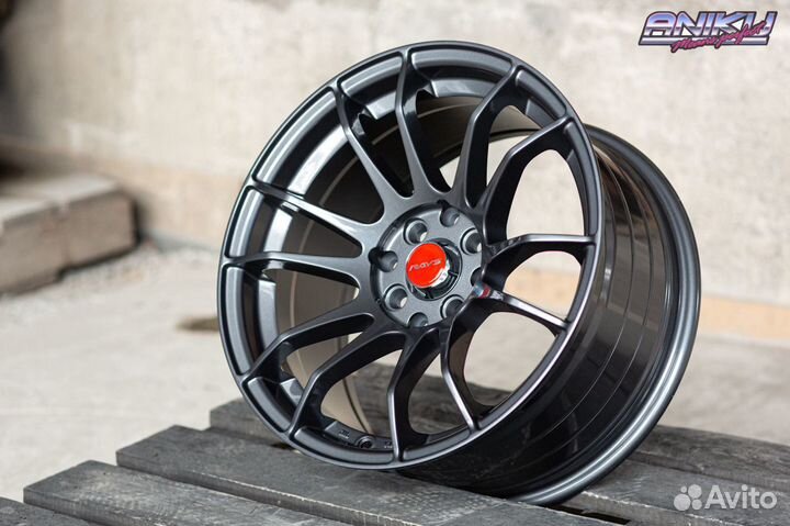 Rays Gram lights 57xtreme R16 8j 4*100/4*114.3