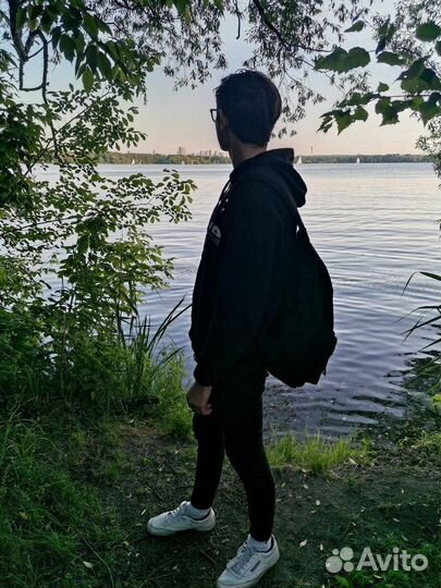 Видеомонтажёр