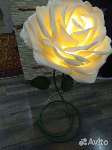 Светильник роза из изолона