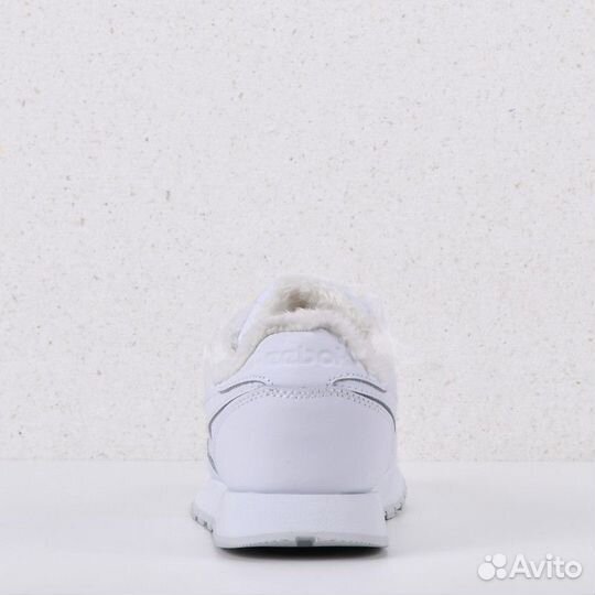 Зимние кроссовки Reebok Classic Leather White арт