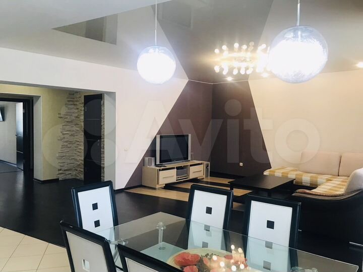 3-к. квартира, 98 м², 2/9 эт.