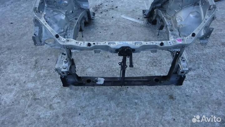 Телевизор Toyota Wish ZGE20 2ZR-FAE 2011/03