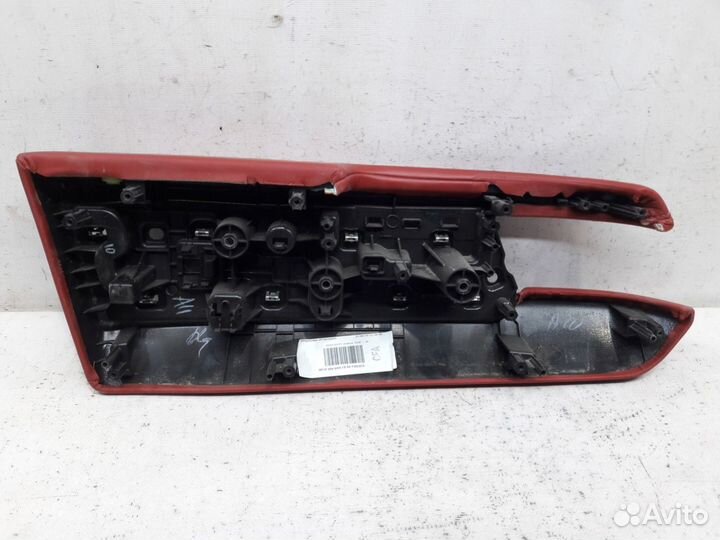 Обшивка двери передняя правая Land Rover Range