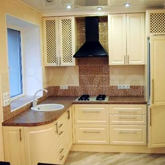 2-к. квартира, 45 м², 1/4 эт.