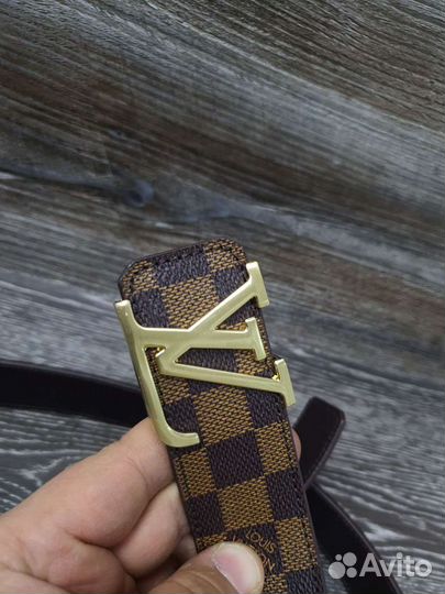 Ремень золотой Louis Vuitton