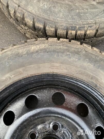 195/65 R15 Nokian Nordman 7 Зима Штампованные R15 pсd:5x114.3 ет:41 DIA:67.1