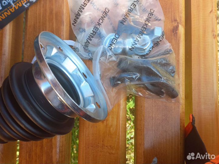 Пыльник шруса