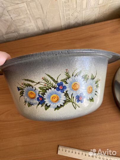 Кастрюля чугунная новая СССР 4л