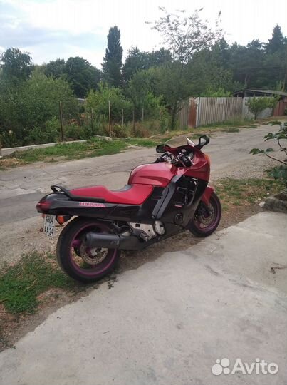 Хонда cbr1000f