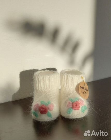 Пинетки с вышивкой для девочки пух норки