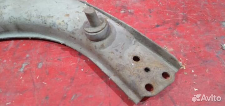 Шевроле ланос сенс рычаг передний правый нижний