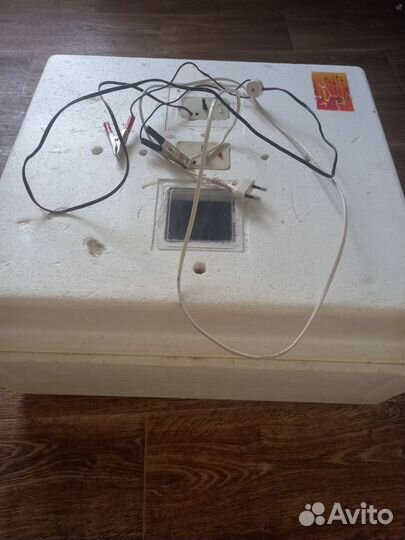 Инкубатор для яиц бу