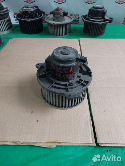 Моторчик печки mazda xedos