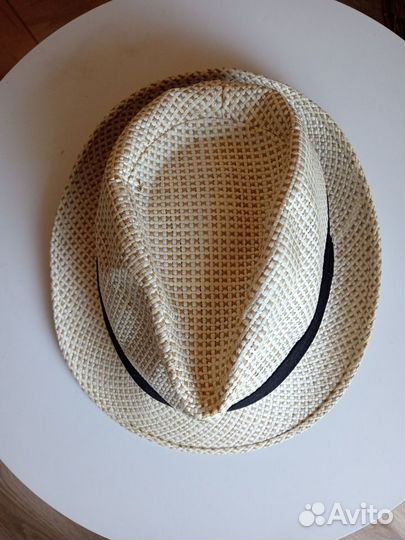 Шляпа женская соломенная