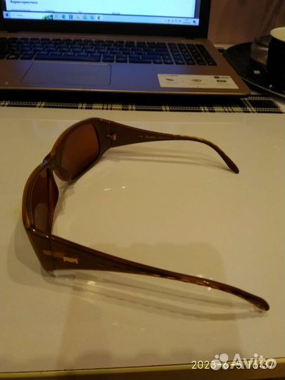 Солнцезащитные очки женские брендовые