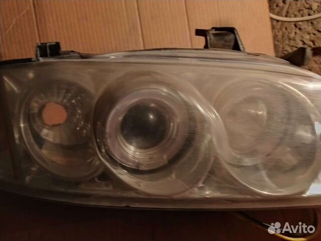 Фары на Nissan Almera