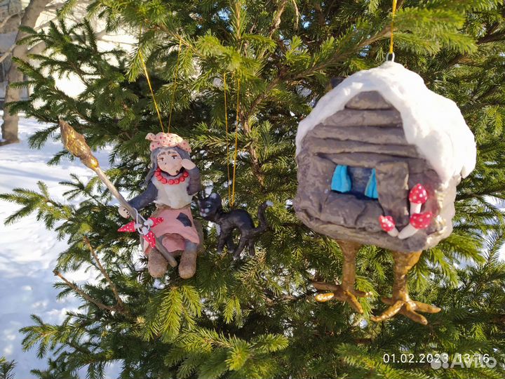 Ватная игрушка Баба Яга, избушка на курьих ножках