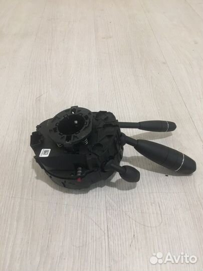 Блок подрулевых переключателей Mercedes Benz C230