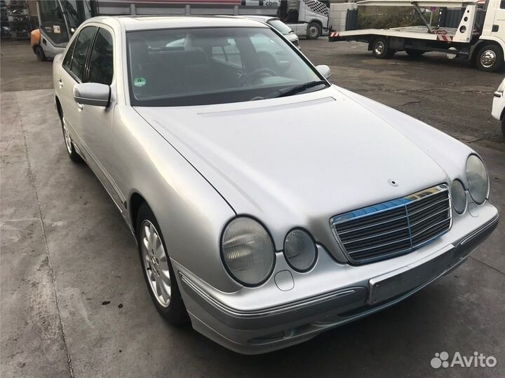 Разбор на запчасти Mercedes E W210 1995-2002