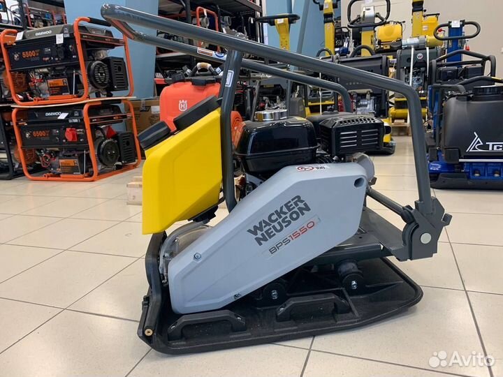 Бензиновая виброплита Wacker Neuson BPS 1550 Aw