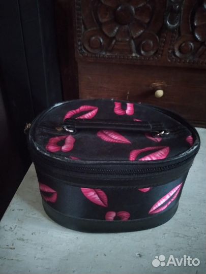 Шкатулка для украшений