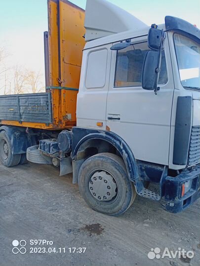 МАЗ 543208-020 с полуприцепом, 2003