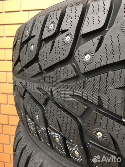 Yokohama Ice Guard Stud IG55 235/55 R18 104T