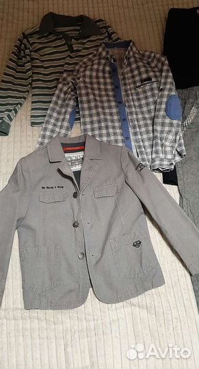 Пиджак,брюки рубашки на4-6 лет.пакетом