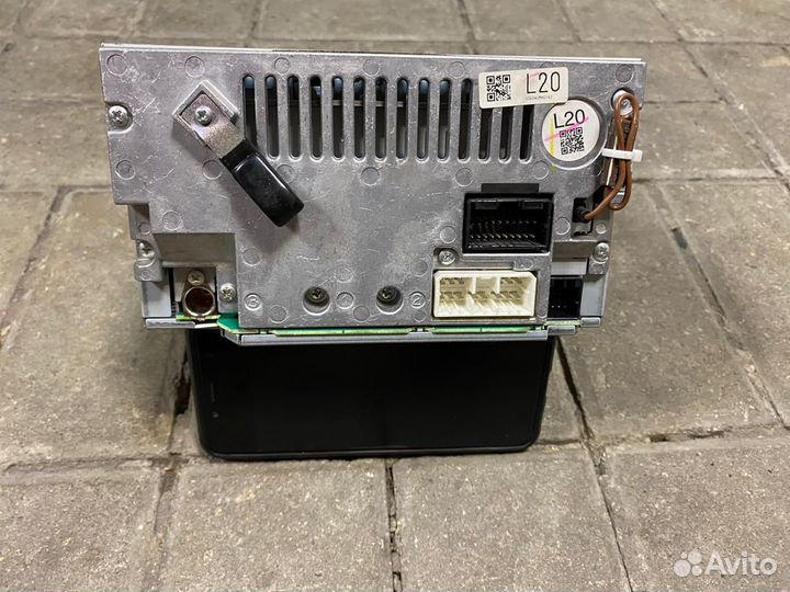 86201-SA200 штатная магнитола subaru forester (S11